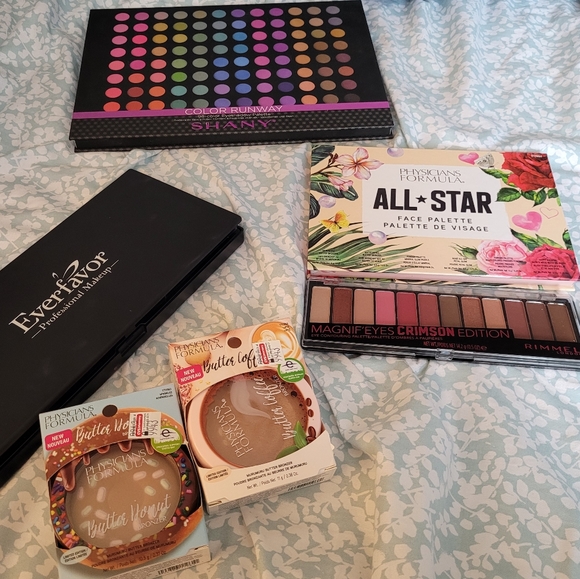 Makeup - Picture 2 of 2